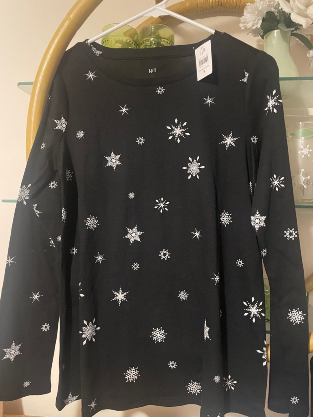 BNWT  J. Jill Black Long Sleeve Top with Silver Snowflake Embellishments 000830